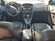 ✅ 2015 Ford Focus Titanium • VIN: 1FADP3J25FL229611 • Lot: 94754285. Listed on Copart with 90,630 mi. Free auction sales archive from the USA and detailed vehicle history report at DreamBid. Image 8.