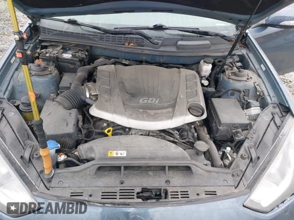 ✅ 2013 Hyundai Genesis Coupe R-Spec • VIN: KMHHU6KJ1DU084274 • Lot: 41755586. Wystawiony na IAAI z przebiegiem 151 114 mil. Bezpłatny archiwum sprzedaży aukcyjnych z USA i szczegółowy raport historii pojazdu na DreamBid. Zdjęcie 10.