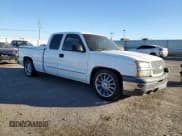 ✅ 2004 Chevrolet Silverado 1500 LS • VIN: 1GCEC19V54Z243242 • Лот: 90358675. Опубликован ранее на Copart с пробегом 253 043 миль. Бесплатный доступ к архиву аукционных продаж из США и подробный отчёт об истории автомобиля на DreamBid. Изображение 4.