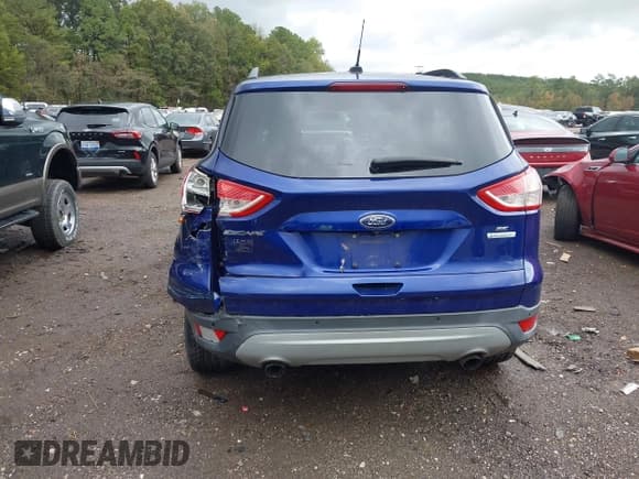 ✅ 2014 Ford Escape SE • VIN: 1FMCU0G92EUC27482 • Lot: 43557743. Wystawiony na IAAI z przebiegiem 38 571 mil. Bezpłatny archiwum sprzedaży aukcyjnych z USA i szczegółowy raport historii pojazdu na DreamBid. Zdjęcie 6.