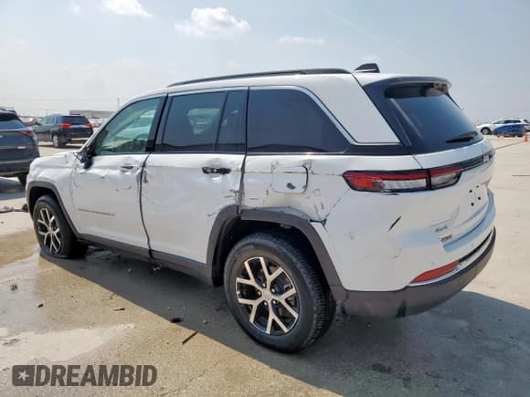 ✅ 2025 Jeep Grand Cherokee Limited • VIN: 1C4RJHBG9SC327897 • Lot: 81652855. Wystawiony na Copart z przebiegiem 4 612 mil. Bezpłatny archiwum sprzedaży aukcyjnych z USA i szczegółowy raport historii pojazdu na DreamBid. Zdjęcie 2.