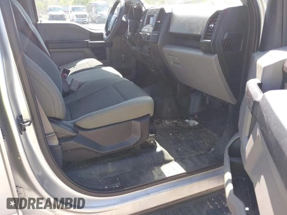 ✅ 2015 Ford F-150 XLT • VIN: 1FTEW1EP0FFC89631 • Lot: 42101748. Listed on IAAI with 120,364 mi. Free auction sales archive from the USA and detailed vehicle history report at DreamBid. Image 5.