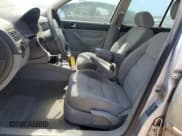 ✅ 2004 Volkswagen Golf GLS • VIN: 9BWGR61J244036145 • Lot: 64981375. Wystawiony na Copart z przebiegiem 229 523 mil. Bezpłatny archiwum sprzedaży aukcyjnych z USA i szczegółowy raport historii pojazdu na DreamBid. Zdjęcie 7.