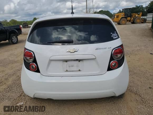 ✅ 2014 Chevrolet Sonic LT • VIN: 1G1JC6SG3E4239396 • Лот: 69756564. Размещён на Copart с пробегом 130 405 миль миль. Получите бесплатный доступ к архиву аукционных продаж из США и посмотрите подробный отчёт об истории автомобиля на DreamBid. Изображение 6.