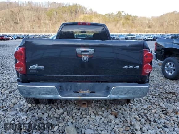 2009 Dodge 3500 SLT z VIN 3D7MX48LX9G521809, wystawiony jako Copart lot #44212305 z przebiegiem 358 582 mil mil oraz Szkoda całkowita • Salvage title. Historia ofert i sprzedaży dostępna na DreamBid. Obrazek 6.