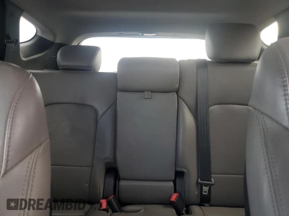 ✅ 2016 Hyundai Santa Fe • VIN: 5XYZW4LA4GG346512 • Лот: 93121485. Опубликован ранее на Copart с пробегом 124 559 миль. Бесплатный доступ к архиву аукционных продаж из США и подробный отчёт об истории автомобиля на DreamBid. Изображение 10.