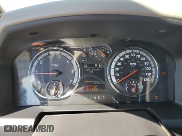 ✅ 2010 Dodge 1500 SLT • VIN: 1D7RV1GT9AS256695 • Lot: 50657895. Wystawiony na Copart z przebiegiem 113 957 mil. Bezpłatny archiwum sprzedaży aukcyjnych z USA i szczegółowy raport historii pojazdu na DreamBid. Zdjęcie 9.