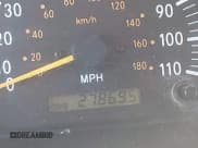 ✅ 2003 Toyota Tundra Limited • VIN: 5TBBT48113S418629 • Lot: 41431726. Wystawiony na IAAI z przebiegiem 278 695 mil. Bezpłatny archiwum sprzedaży aukcyjnych z USA i szczegółowy raport historii pojazdu na DreamBid. Zdjęcie 15.