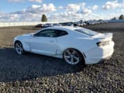 ✅ 2019 Chevrolet Camaro 1SS • VIN: 1G1FF1R7XK0111486 • Lot: 92022585. Wystawiony na Copart z przebiegiem 18 057 mil. Bezpłatny archiwum sprzedaży aukcyjnych z USA i szczegółowy raport historii pojazdu na DreamBid. Zdjęcie 2.