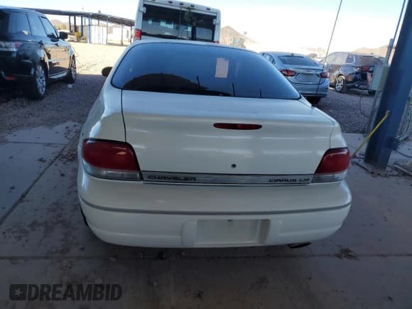 ✅ 1998 Chrysler Cirrus LXi • VIN: 1C3EJ56H2WN258145 • Lot: 88792875. Listed on Copart with 151,747 mi. Free auction sales archive from the USA and detailed vehicle history report at DreamBid. Image 6.