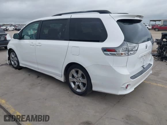 ✅ 2012 Toyota Sienna SE • VIN: 5TDXK3DC8CS276491 • Lot: 41107014. Listed on IAAI with 96,266 mi. Free auction sales archive from the USA and detailed vehicle history report at DreamBid. Image 3.