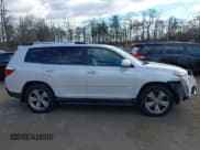 ✅ 2012 Toyota Highlander Limited • VIN: 5TDDK3EH9CS157443 • Lot: 43708248. Listed on IAAI with 169,604 mi. Free auction sales archive from the USA and detailed vehicle history report at DreamBid. Image 13.