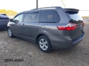 ✅ 2016 Toyota Sienna LE • VIN: 5TDKK3DC5GS712732 • Lot: 43641720. Listed on IAAI with 26,839 mi. Free auction sales archive from the USA and detailed vehicle history report at DreamBid. Image 3.
