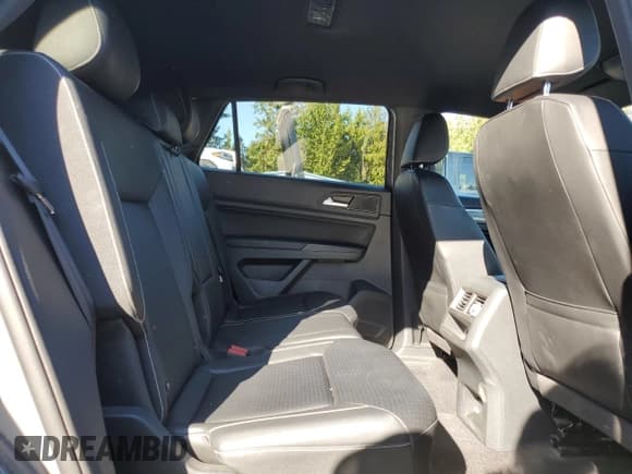 ✅ 2020 Volkswagen Atlas SE • VIN: 1V2YE2CA6LC214271 • Лот: 82451255. Опубликован ранее на Copart с пробегом 59 352 миль. Бесплатный доступ к архиву аукционных продаж из США и подробный отчёт об истории автомобиля на DreamBid. Изображение 11.