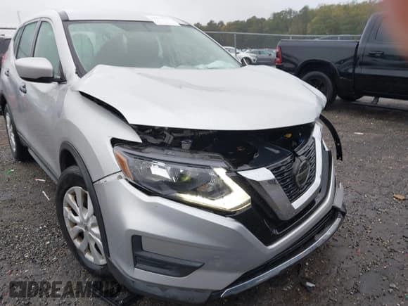 ✅ 2018 Nissan Rogue S • VIN: 5N1AT2MT3JC757174 • Лот: 43552719. Опубликован ранее на IAAI с пробегом 118 145 миль. Бесплатный доступ к архиву аукционных продаж из США и подробный отчёт об истории автомобиля на DreamBid. Изображение 18.