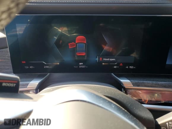 ✅ 2024 BMW i7 xDrive60 • VIN: WBY53EJ0XRCS76320 • Lot: 74837954. Wystawiony na Copart z przebiegiem 1 557 mil. Bezpłatny archiwum sprzedaży aukcyjnych z USA i szczegółowy raport historii pojazdu na DreamBid. Zdjęcie 9.