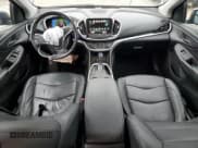 ✅ 2018 Chevrolet Volt LT • VIN: 1G1RA6S50JU158888 • Lot: 82135133. Wystawiony na Copart z przebiegiem 38 720 mil. Bezpłatny archiwum sprzedaży aukcyjnych z USA i szczegółowy raport historii pojazdu na DreamBid. Zdjęcie 8.