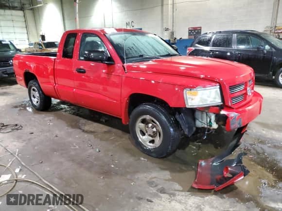 2008 Dodge Dakota Bighorn/Lonestar with VIN 1D7HE32K28S632041, listed as a Copart auction lot 85787454 with 137,732 mi miles and Clean title. Bid and sale history available at DreamBid. Image 4.