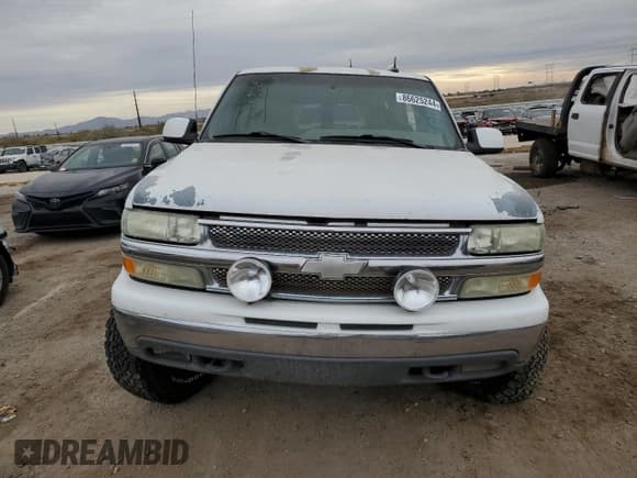 ✅ 2002 Chevrolet Suburban LT • VIN: 1GNFK16Z62J301344 • Лот: 86625244. Опубликован ранее на Copart с пробегом 271 596 миль. Бесплатный доступ к архиву аукционных продаж из США и подробный отчёт об истории автомобиля на DreamBid. Изображение 5.