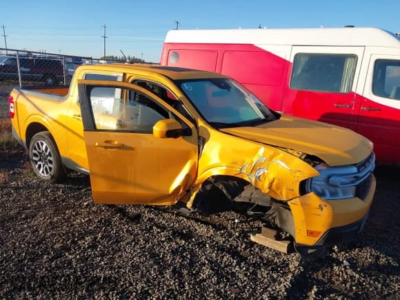 ✅ 2023 Ford Maverick XLT • VIN: 3FTTW8E32PRA68274 • Lot: 43388865. Listed on IAAI with 37,244 mi. Free auction sales archive from the USA and detailed vehicle history report at DreamBid. Image 1.