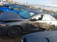 ✅ 2025 Mazda 3 S Select Sport • VIN: JM1BPABM8S1778263 • Лот: 43576483. Опубликован ранее на IAAI с пробегом 3 948 миль. Бесплатный доступ к архиву аукционных продаж из США и подробный отчёт об истории автомобиля на DreamBid. Изображение 13.