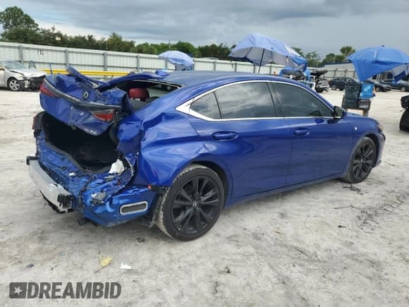 ✅ 2022 Lexus ES 350 F Sport • VIN: 58AGZ1B1XNU137354 • Lot: 81772615. Wystawiony na Copart z przebiegiem 71 059 mil. Bezpłatny archiwum sprzedaży aukcyjnych z USA i szczegółowy raport historii pojazdu na DreamBid. Zdjęcie 3.