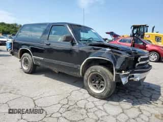 1991 Chevrolet Blazer z VIN 1GNCS18Z5M8303130, wystawiony jako Copart lot #68832405 z przebiegiem 192 200 mil mil oraz Czysty tytuł • Clean title. Historia ofert i sprzedaży dostępna na DreamBid. Obrazek 4.