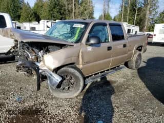 2004 Chevrolet Silverado 2500 LS с VIN 1GCGK23U44F198541, выставлен на аукционе Copart как лот 88244745 с пробегом Не указан миль и Списание • Salvage title. История ставок и продаж доступна на DreamBid. Изображение 1.