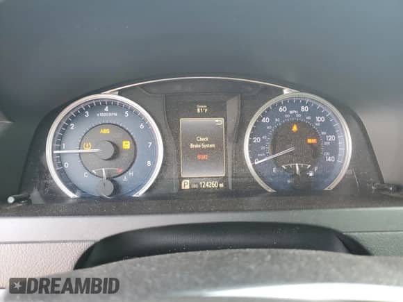 2016 Toyota Camry XLE с VIN 4T4BF1FK3GR578359, выставлен на аукционе Copart как лот 80792925 с пробегом 124 260 миль миль и Чистый • Clean title. История ставок и продаж доступна на DreamBid. Изображение 9.