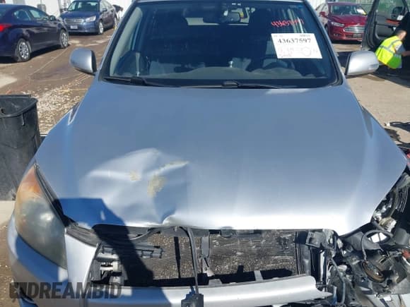 ✅ 2011 Toyota RAV4 Sport • VIN: JTMRF4DV9B5042465 • Lot: 43637597. Listed on IAAI with Not provided. Free auction sales archive from the USA and detailed vehicle history report at DreamBid. Image 10.