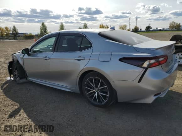 2022 Toyota Camry SE with VIN 4T1S11AK0NU681638, listed as a Copart auction lot 85186735 with 61,375 mi miles and Salvage title. Bid and sale history available at DreamBid. Image 2.