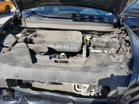 ✅ 2017 Jeep Cherokee Latitude • VIN: 1C4PJLCBXHW644477 • Lot: 86299595. Wystawiony na Copart z przebiegiem 123 838 mil. Bezpłatny archiwum sprzedaży aukcyjnych z USA i szczegółowy raport historii pojazdu na DreamBid. Zdjęcie 12.