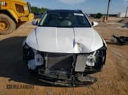 ✅ 2022 Hyundai Tucson Limited • VIN: KM8JECA14NU033898 • Lot: 63289024. Wystawiony na Copart z przebiegiem 19 793 mil. Bezpłatny archiwum sprzedaży aukcyjnych z USA i szczegółowy raport historii pojazdu na DreamBid. Zdjęcie 5.