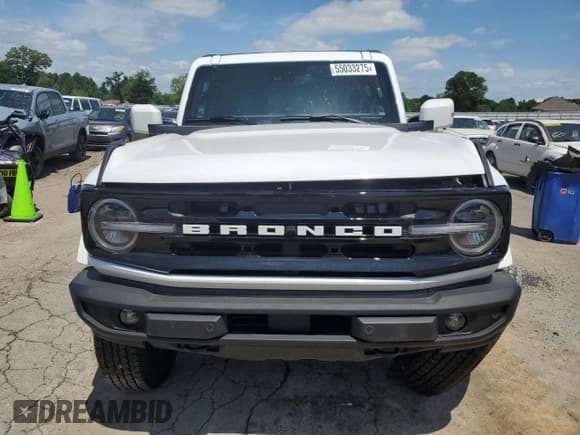 ✅ 2024 Ford Bronco Outer Banks • VIN: 1FMDE8BH6RLB02611 • Лот: 55033275. Опубликован ранее на Copart с пробегом 8 590 миль. Бесплатный доступ к архиву аукционных продаж из США и подробный отчёт об истории автомобиля на DreamBid. Изображение 5.