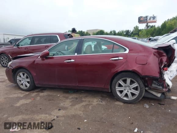 ✅ 2008 Lexus ES 330 • VIN: JTHBJ46G682169276 • Lot: 43089619. Wystawiony na IAAI z przebiegiem 62 894 mil. Bezpłatny archiwum sprzedaży aukcyjnych z USA i szczegółowy raport historii pojazdu na DreamBid. Zdjęcie 15.