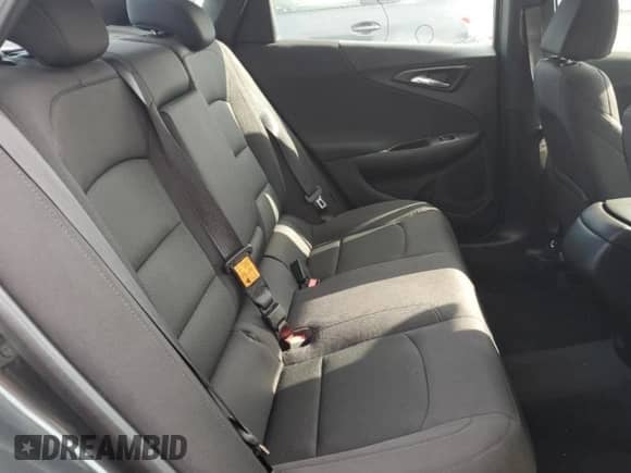 2017 Chevrolet Malibu LS с VIN 1G1ZC5ST3HF242155, выставлен на аукционе Copart как лот 68592065 с пробегом 31 955 миль миль и На запчасти • Non repairable. История ставок и продаж доступна на DreamBid. Изображение 10.