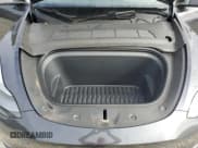 ✅ 2024 Tesla Model Y • VIN: 7SAYGDED6RF108979 • Lot: 84653485. Wystawiony na Copart z przebiegiem 9 361 mil. Bezpłatny archiwum sprzedaży aukcyjnych z USA i szczegółowy raport historii pojazdu na DreamBid. Zdjęcie 11.