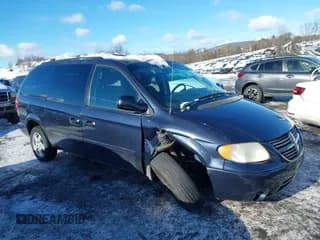 ✅ 2007 Dodge Grand Caravan SXT • VIN: 2D4GP44L37R281106 • Lot: 43923267. Listed on IAAI with 132,332 mi. Free auction sales archive from the USA and detailed vehicle history report at DreamBid. Image 1.