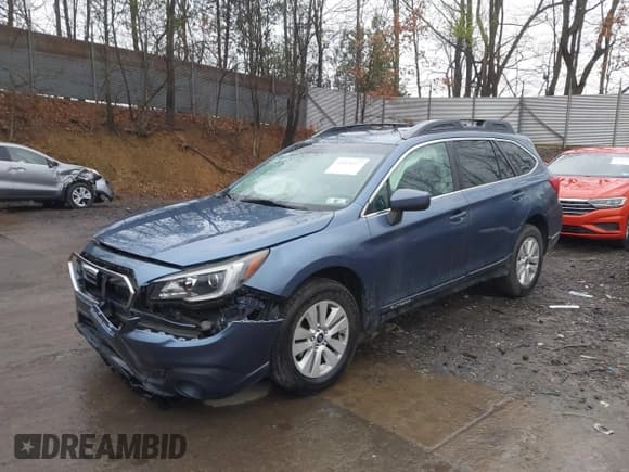 ✅ 2018 Subaru Outback Premium • VIN: 4S4BSACC7J3262835 • Lot: 42004127. Listed on IAAI with 78,423 mi. Free auction sales archive from the USA and detailed vehicle history report at DreamBid. Image 2.