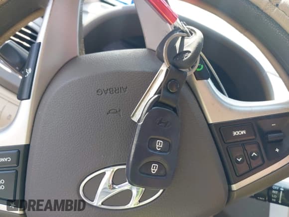 ✅ 2012 Hyundai Accent GLS • VIN: KMHCU4AE2CU054766 • Лот: 43510092. Опубликован ранее на IAAI с пробегом 150 461 миль. Бесплатный доступ к архиву аукционных продаж из США и подробный отчёт об истории автомобиля на DreamBid. Изображение 11.