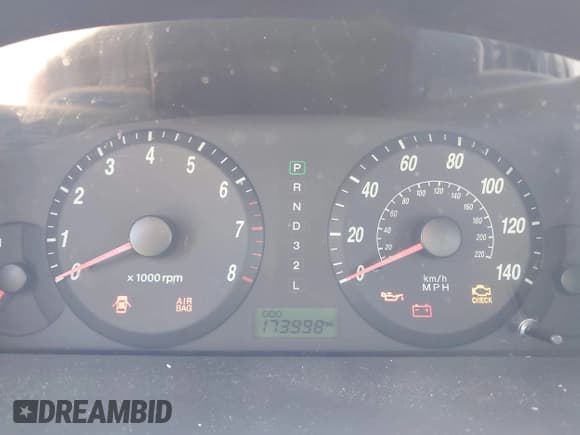 ✅ 2005 Hyundai Elantra GLS • VIN: KMHDN46D75U191254 • Lot: 42955935. Wystawiony na IAAI z przebiegiem 173 998 mil. Bezpłatny archiwum sprzedaży aukcyjnych z USA i szczegółowy raport historii pojazdu na DreamBid. Zdjęcie 7.