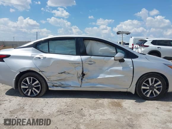 ✅ 2024 Nissan Versa SV • VIN: 3N1CN8EV1RL820155 • Лот: 43126454. Опубликован ранее на IAAI с пробегом 34 086 миль. Бесплатный доступ к архиву аукционных продаж из США и подробный отчёт об истории автомобиля на DreamBid. Изображение 13.