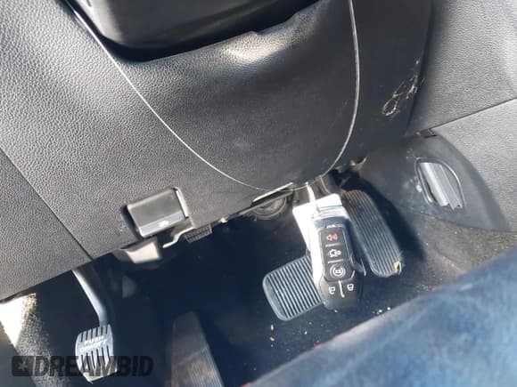 ✅ 2016 Ford Explorer Sport • VIN: 1FM5K8GT5GGB59902 • Lot: 43485609. Listed on IAAI with 113,810 mi. Free auction sales archive from the USA and detailed vehicle history report at DreamBid. Image 11.