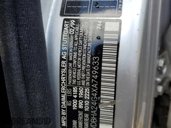 ✅ 1999 Mercedes-Benz C 230/260/280/320 • VIN: WDBHA24G4XA749633 • Lot: 56560105. Wystawiony na Copart z przebiegiem 221 306 mil. Bezpłatny archiwum sprzedaży aukcyjnych z USA i szczegółowy raport historii pojazdu na DreamBid. Zdjęcie 12.