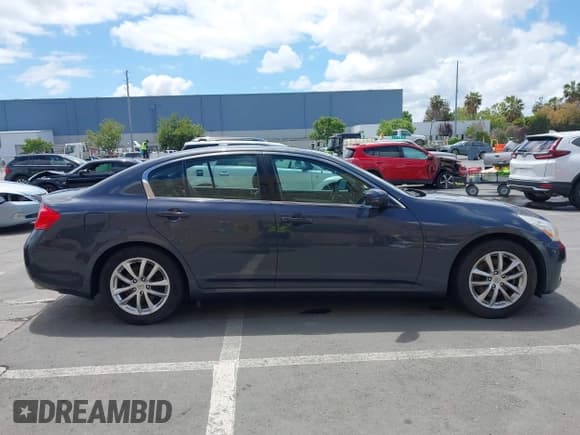 ✅ 2007 Infiniti G35 Journey • VIN: JNKBV61E77M705628 • Лот: 42224664. Опубликован ранее на IAAI с пробегом Не указан. Бесплатный доступ к архиву аукционных продаж из США и подробный отчёт об истории автомобиля на DreamBid. Изображение 13.