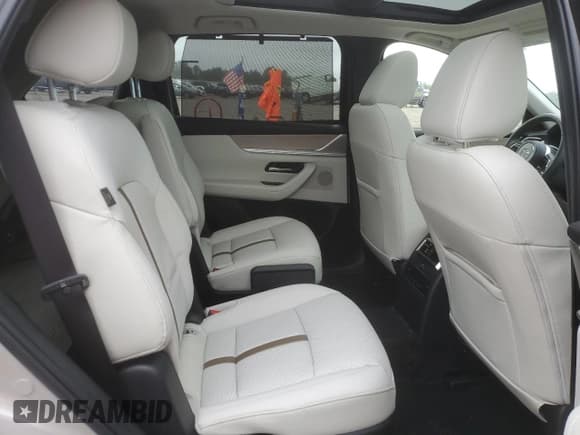 ✅ 2025 Mazda CX-90 Premium Plus Package • VIN: JM3KKEHD6S1223185 • Lot: 69183115. Wystawiony na Copart z przebiegiem 3 659 mil. Bezpłatny archiwum sprzedaży aukcyjnych z USA i szczegółowy raport historii pojazdu na DreamBid. Zdjęcie 11.