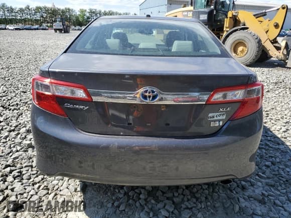 ✅ 2012 Toyota Camry XLE • VIN: 4T1BD1FK1CU063564 • Lot: 57760405. Wystawiony na Copart z przebiegiem 151 151 mil. Bezpłatny archiwum sprzedaży aukcyjnych z USA i szczegółowy raport historii pojazdu na DreamBid. Zdjęcie 6.