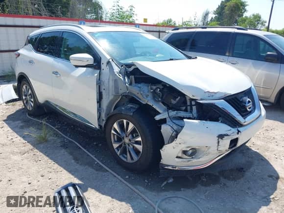 2015 Nissan Murano Platinum with VIN 5N1AZ2MG2FN210359, listed as a IAAI auction lot 43175703 with 139,756 mi miles and . Bid and sale history available at DreamBid. Image 1.