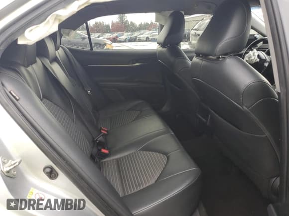 ✅ 2019 Toyota Camry SE • VIN: 4T1B11HK9KU733737 • Lot: 89928935. Listed on Copart with 91,401 mi. Free auction sales archive from the USA and detailed vehicle history report at DreamBid. Image 10.