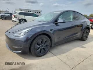 ✅ 2024 Tesla Model Y Long Range • VIN: 7SAYGDEE5RA301100 • Lot: 82557995. Wystawiony na Copart z przebiegiem 22 288 mil. Bezpłatny archiwum sprzedaży aukcyjnych z USA i szczegółowy raport historii pojazdu na DreamBid. Zdjęcie 1.